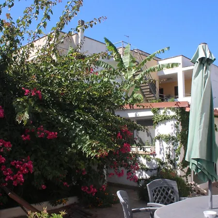 拉波塔多利安堤b&b酒店