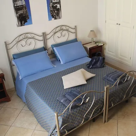 拉波塔多利安堤b&b酒店 3*